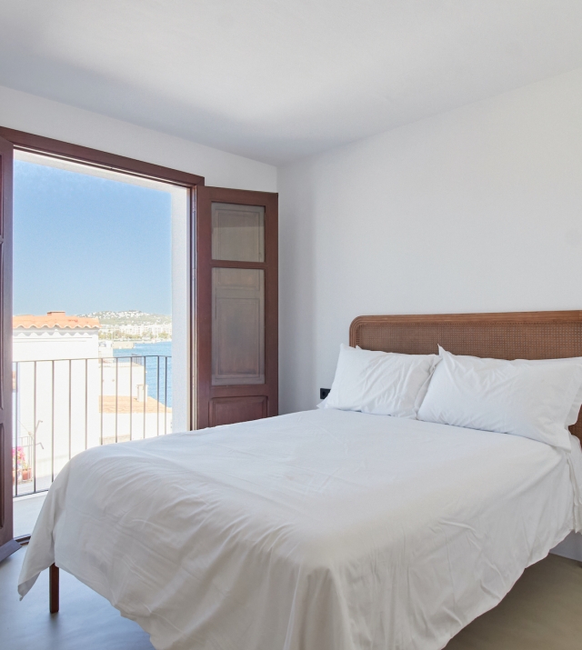 Resa Estates Ibiza duplex for sale te koop bedroom .jpg